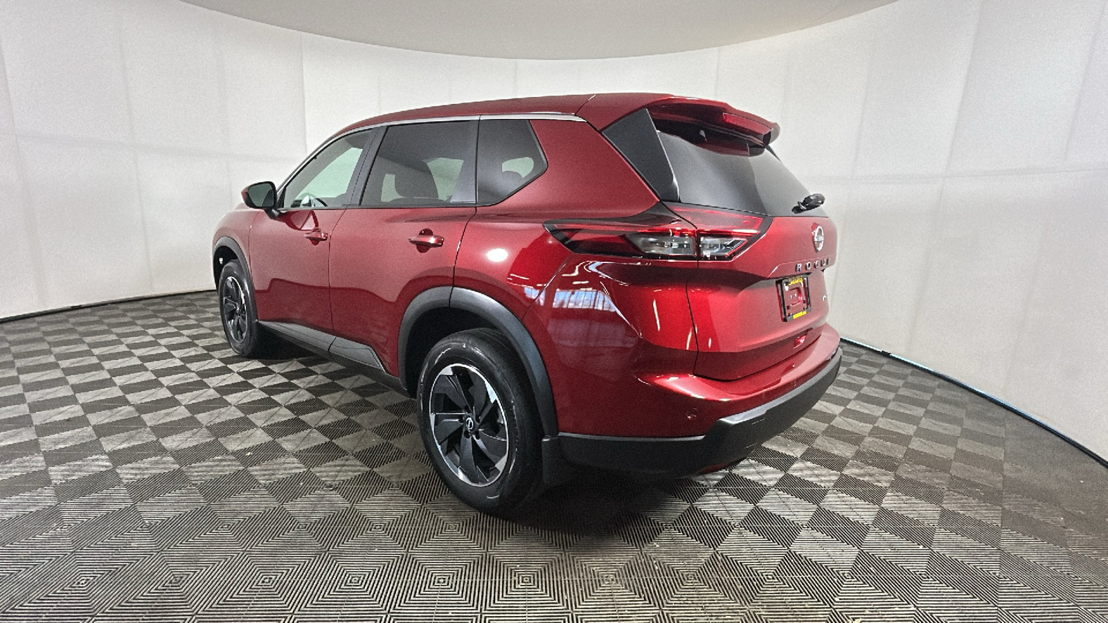 Certified 2026 Nissan Rogue SV AWD/4WD image 5