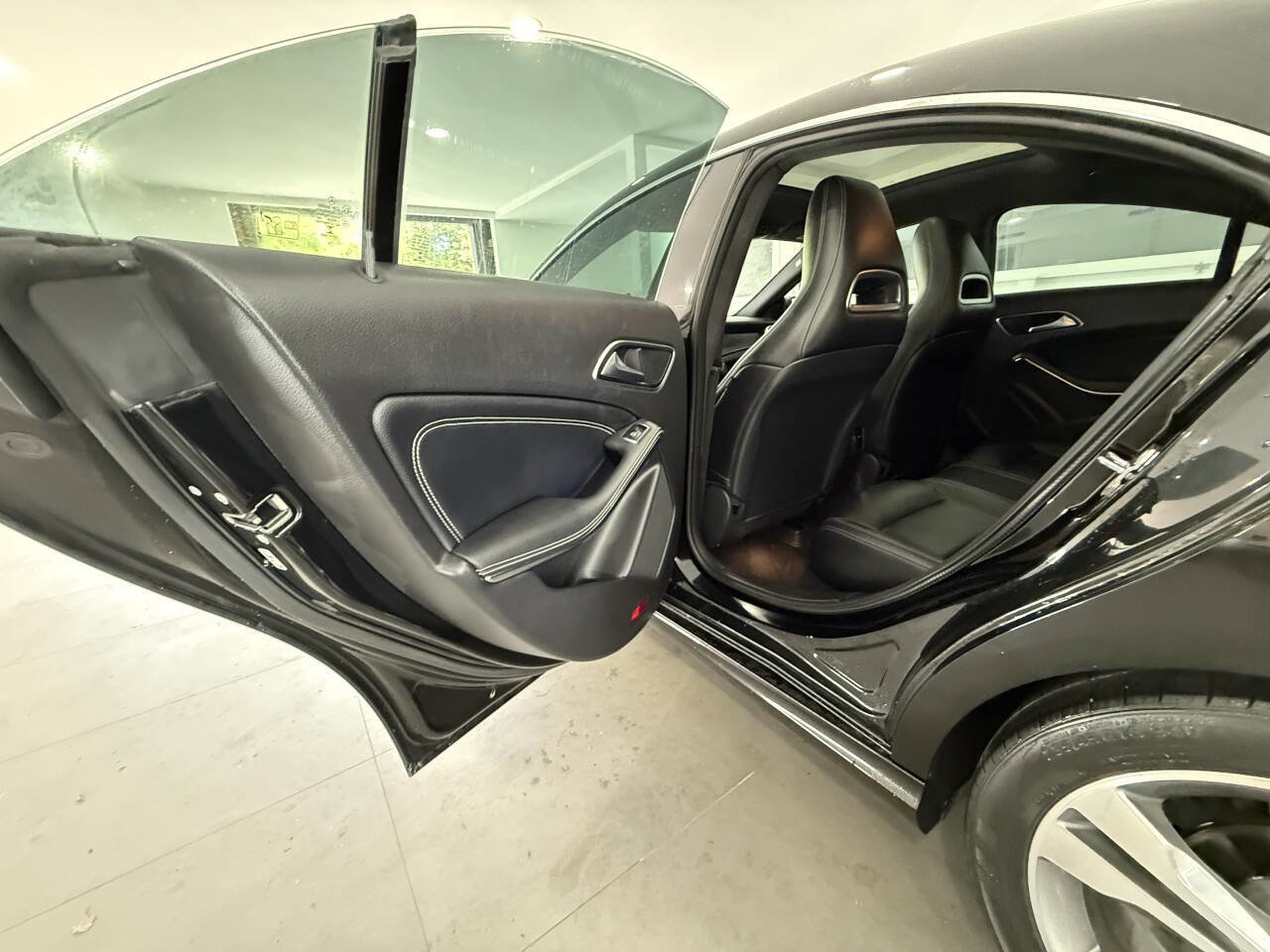 Used 2019 Mercedes-Benz CLA 250 image 21
