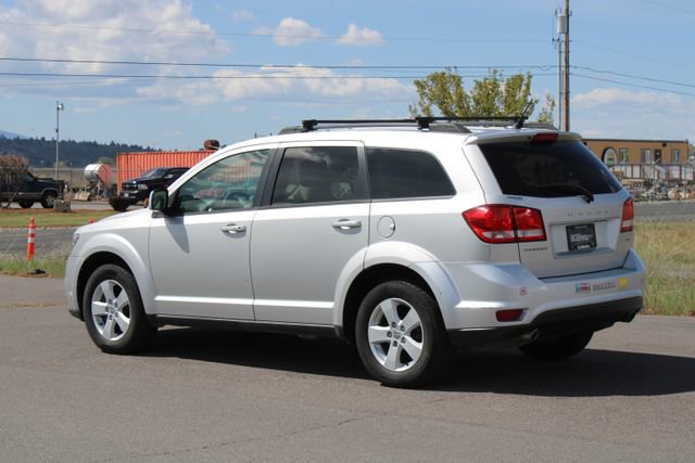 Used 2012 Dodge Journey SXT w/ Popular Equipment Group FWD image 4