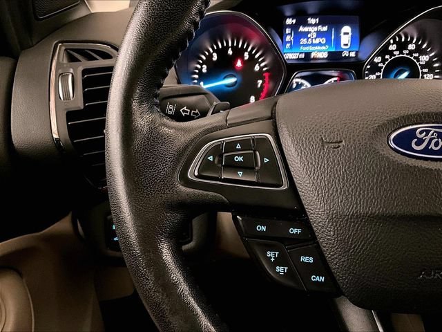 Used 2017 Ford Escape Titanium w/ Equipment Group 301A AWD/4WD image 18