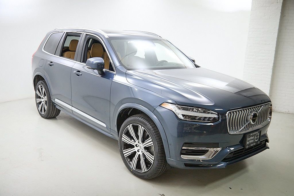 Certified 2024 Volvo XC90 T8 Ultimate w/ Protection Package image 4
