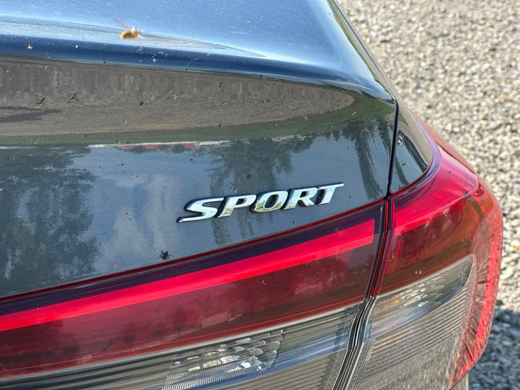 Used 2023 Honda Civic Sport image 4