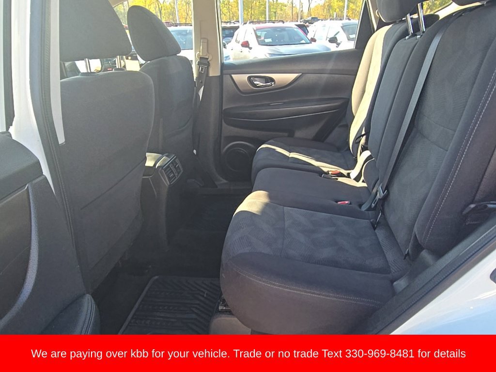 Used 2016 Nissan Rogue S FWD image 27