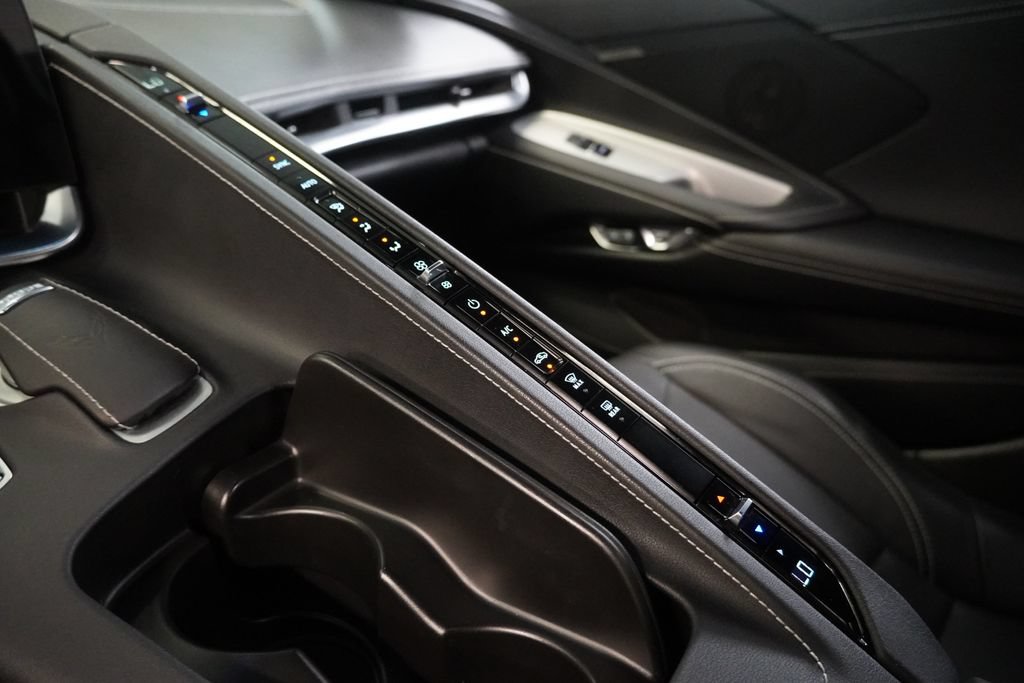 Used 2024 Chevrolet Corvette Z06 RWD image 24