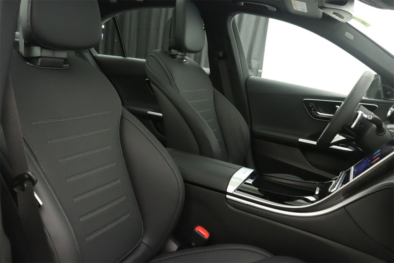New 2025 Mercedes-Benz C 300 Sedan image 9