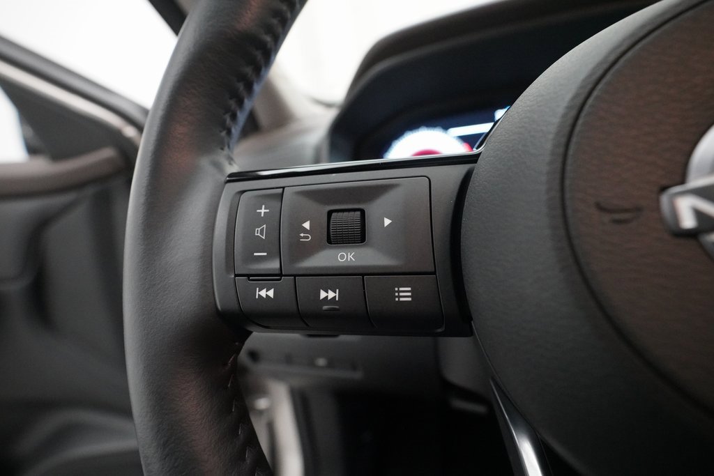 Certified 2023 Nissan Rogue Platinum w/ Platinum Premium Package image 18