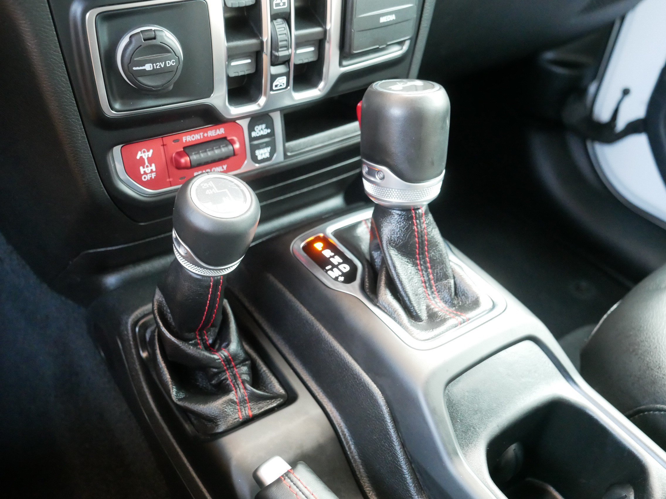 Used 2021 Jeep Wrangler Unlimited Rubicon AWD/4WD image 24
