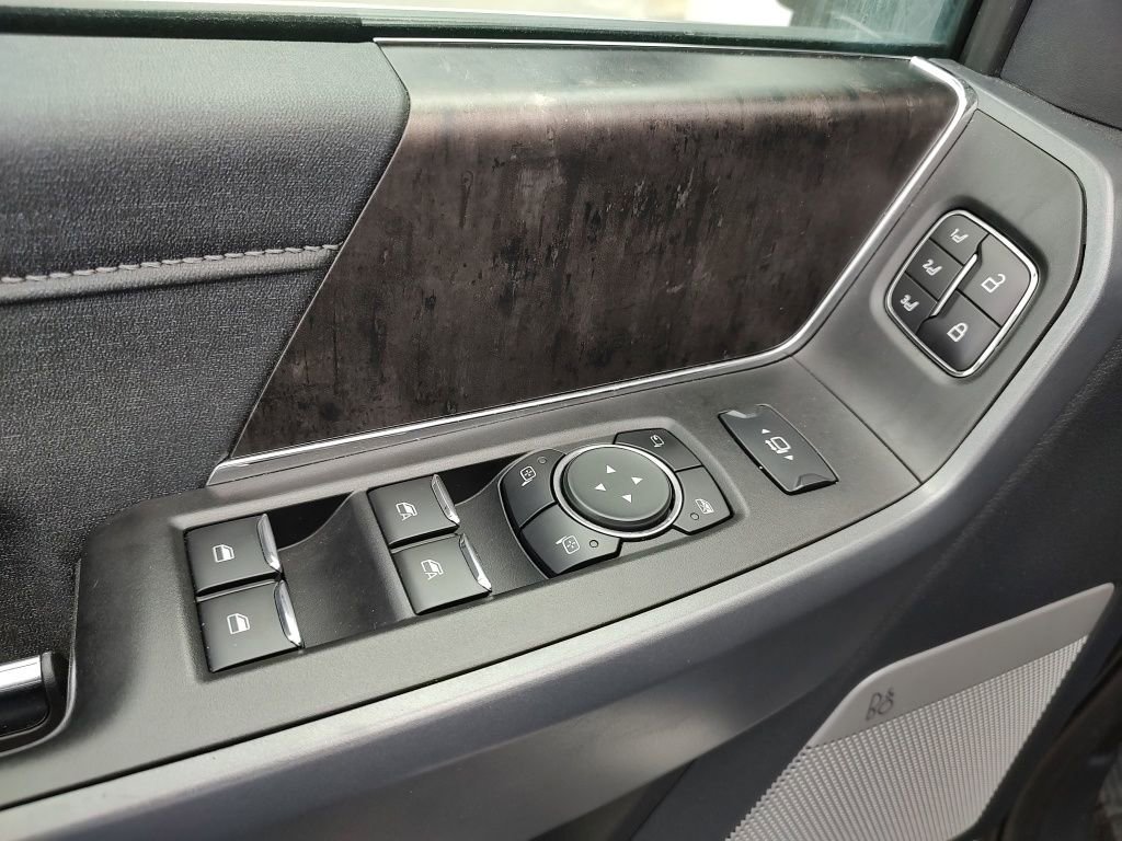 Used 2023 Ford F250 Lariat w/ Lariat Ultimate Package image 18