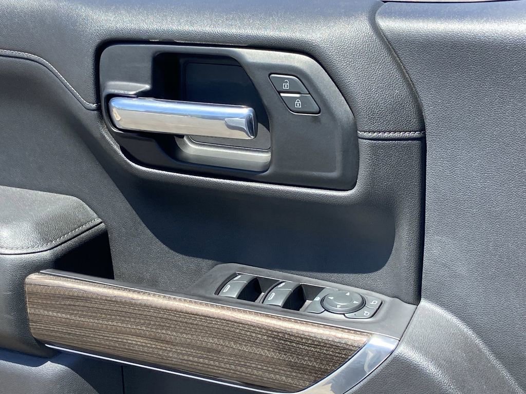 Used 2019 Chevrolet Silverado 1500 LT Trail Boss AWD/4WD image 19