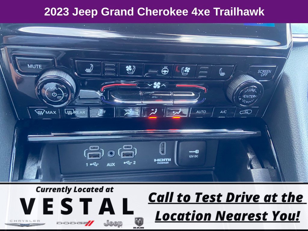 New 2023 Jeep Grand Cherokee Trailhawk w/ Advanced Protech Group II AWD/4WD image 32