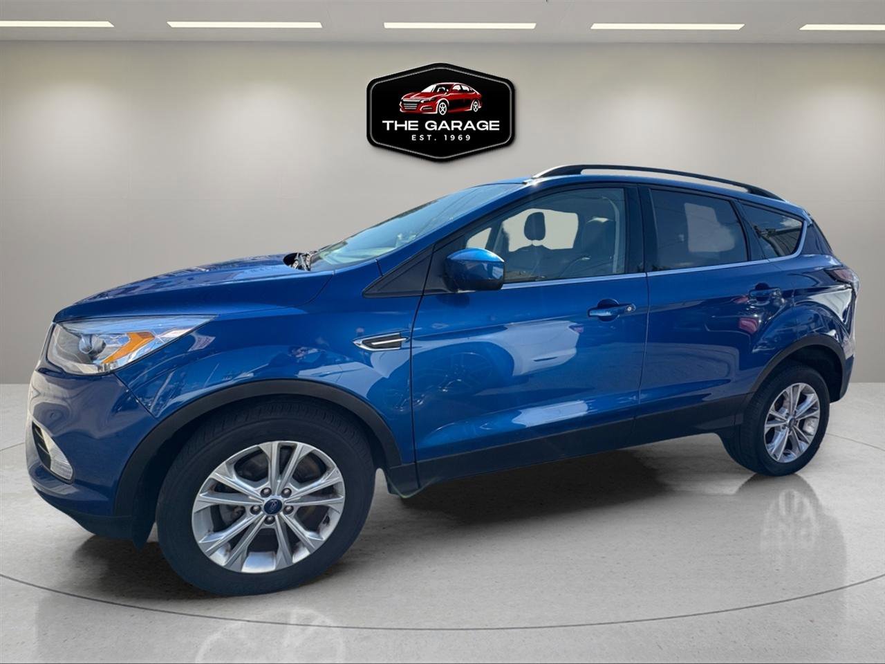 Used 2018 Ford Escape SEL w/ Ford Safe & Smart Package image 4