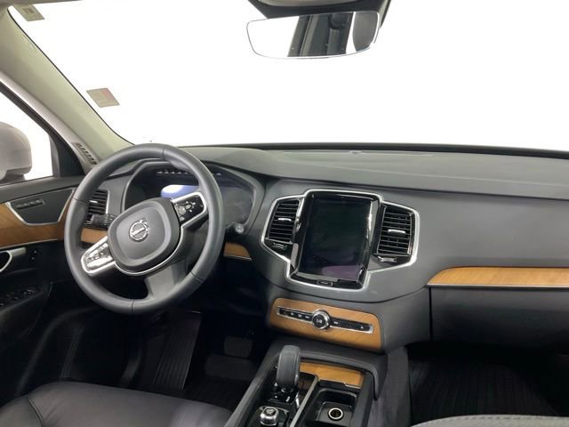 Certified 2023 Volvo XC90 B6 Plus w/ Protection Package Premier image 31