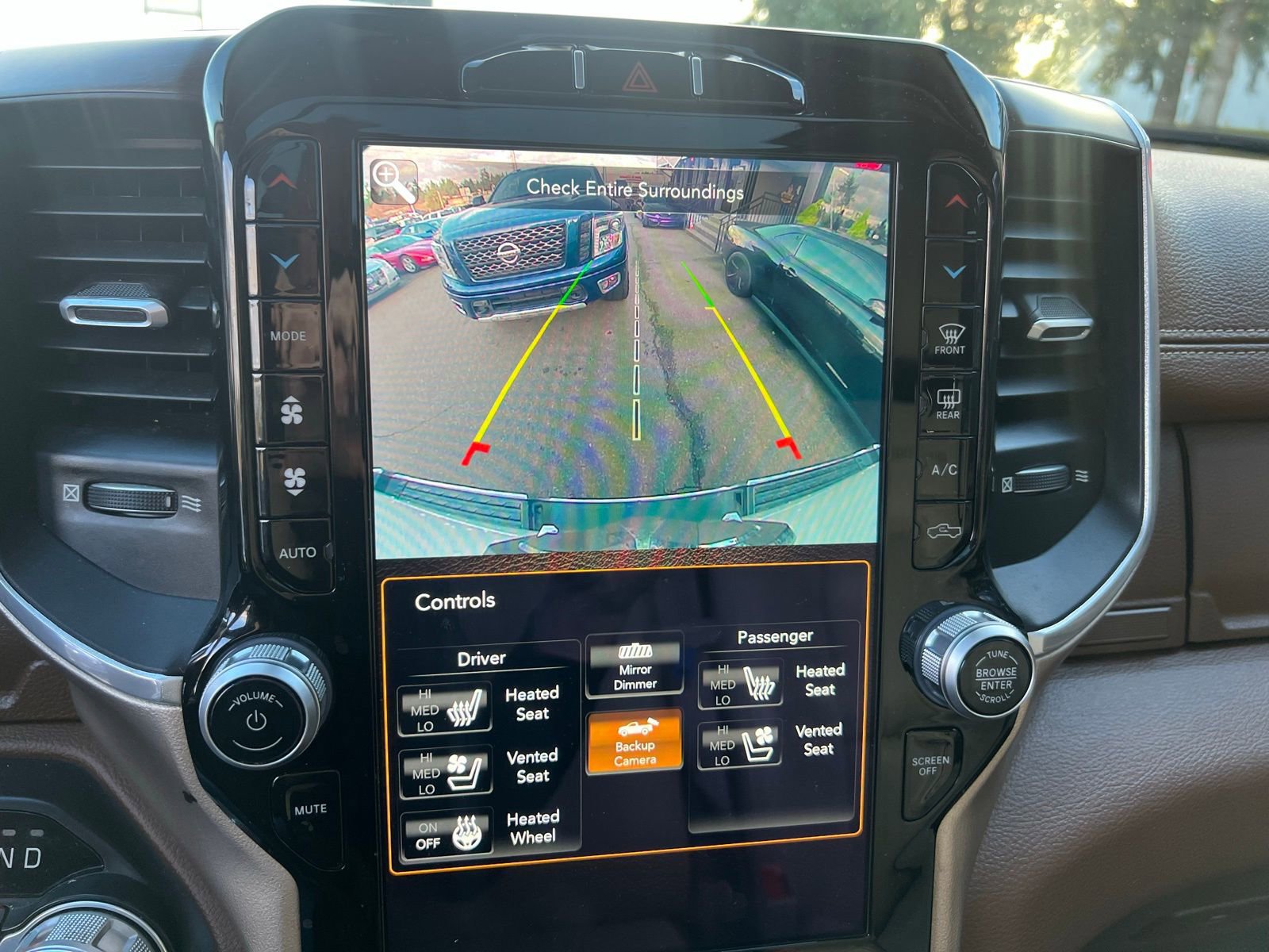 Used 2021 RAM 1500 Laramie image 30