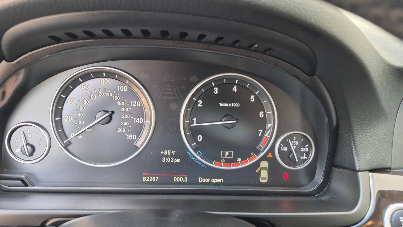 Used 2012 BMW 528i xDrive Sedan AWD/4WD image 40