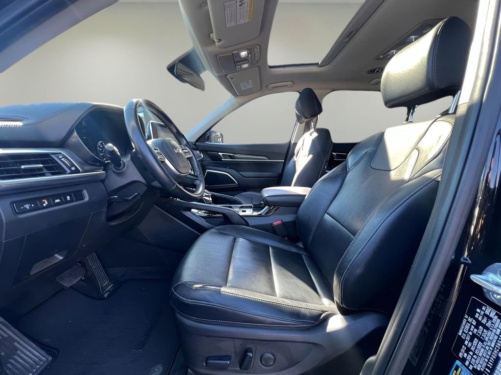 Used 2022 Kia Telluride S image 11