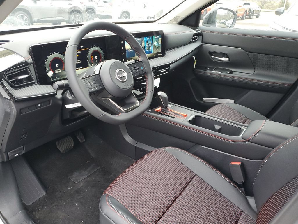 New 2026 Nissan Kicks SR w/ Cold Weather Package AWD/4WD image 19