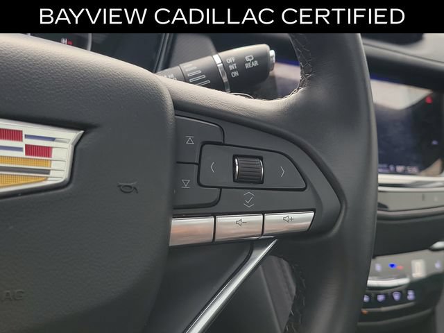 Certified 2025 Cadillac XT6 Luxury FWD image 26