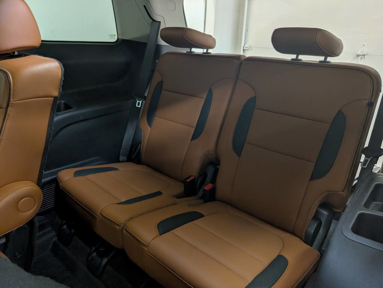 Used 2020 GMC Acadia AT4 image 12