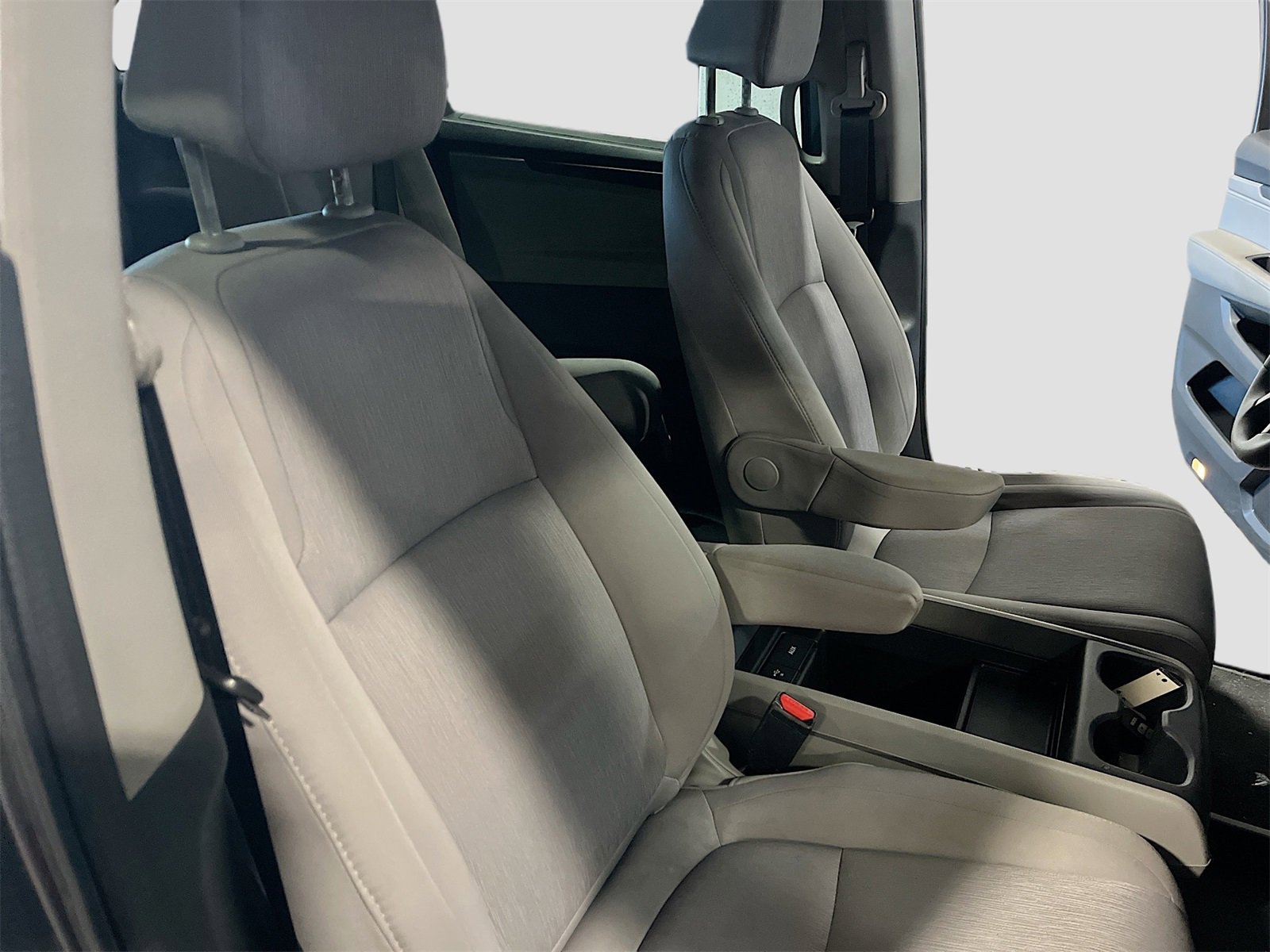 Used 2020 Honda Odyssey LX image 27