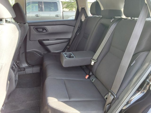 Used 2024 Nissan Rogue S AWD/4WD image 14