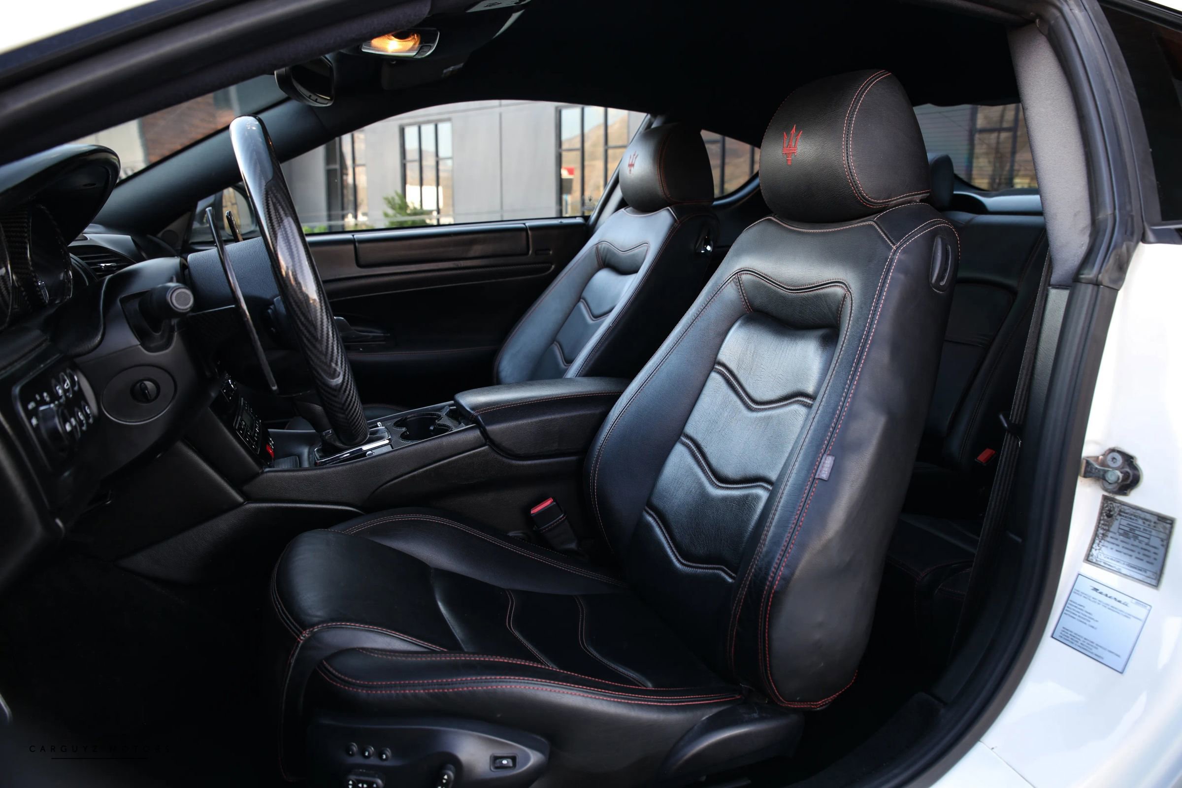 Used 2012 Maserati GranTurismo S image 31