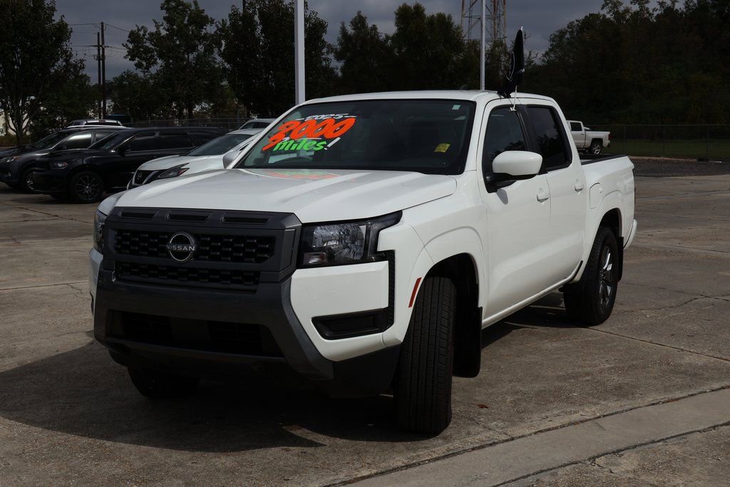 Certified 2025 Nissan Frontier SV image 22