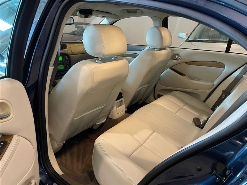 Used 2006 Jaguar S-TYPE 3.0 image 39