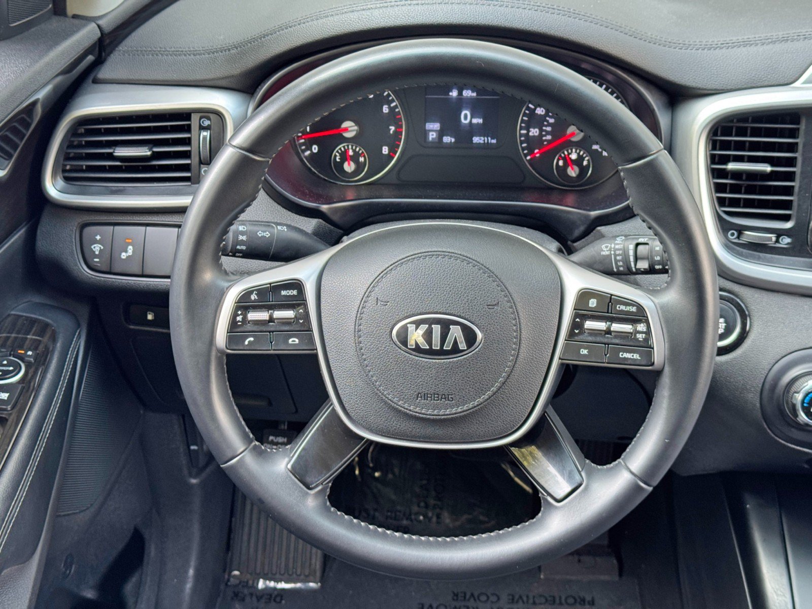 Used 2020 Kia Sorento S FWD image 18