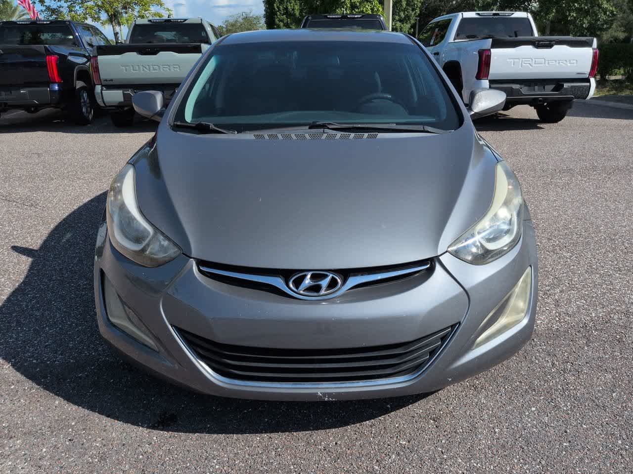 Used 2014 Hyundai Elantra SE w/ Option Group 02 FWD image 9