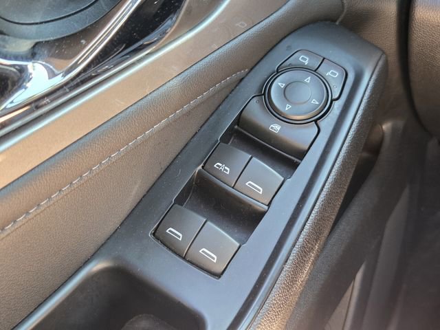 Used 2023 Chevrolet Traverse LT FWD image 24