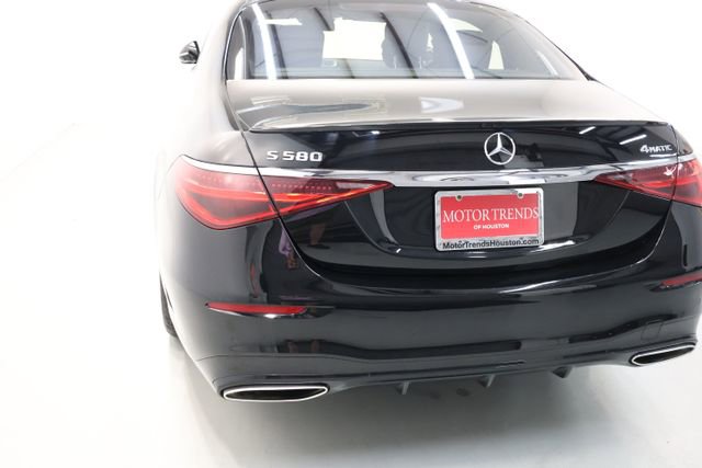 Used 2022 Mercedes-Benz S 580 4MATIC Sedan w/ AMG Line Package image 80