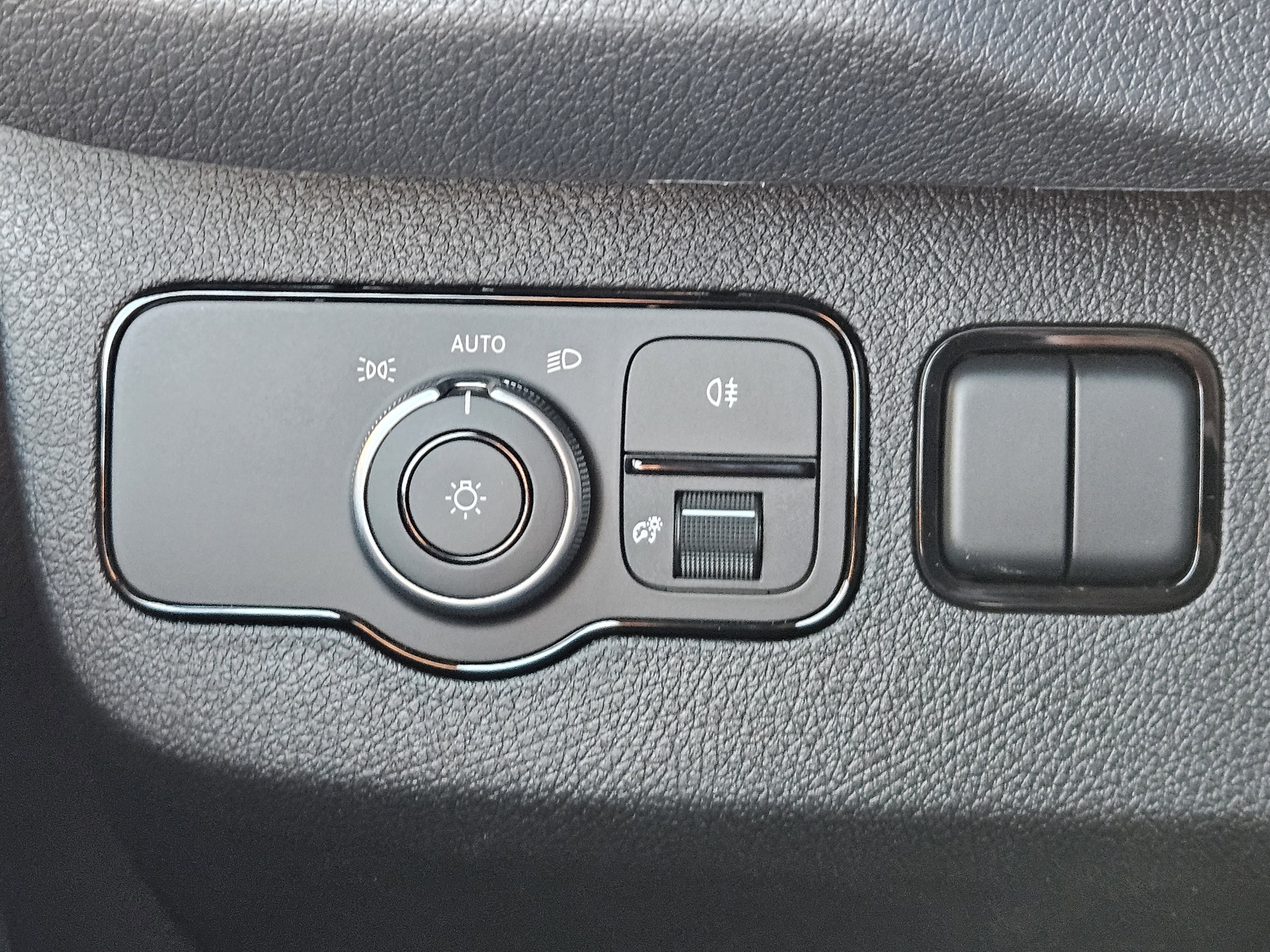 Used 2024 Mercedes-Benz Sprinter 3500 image 24