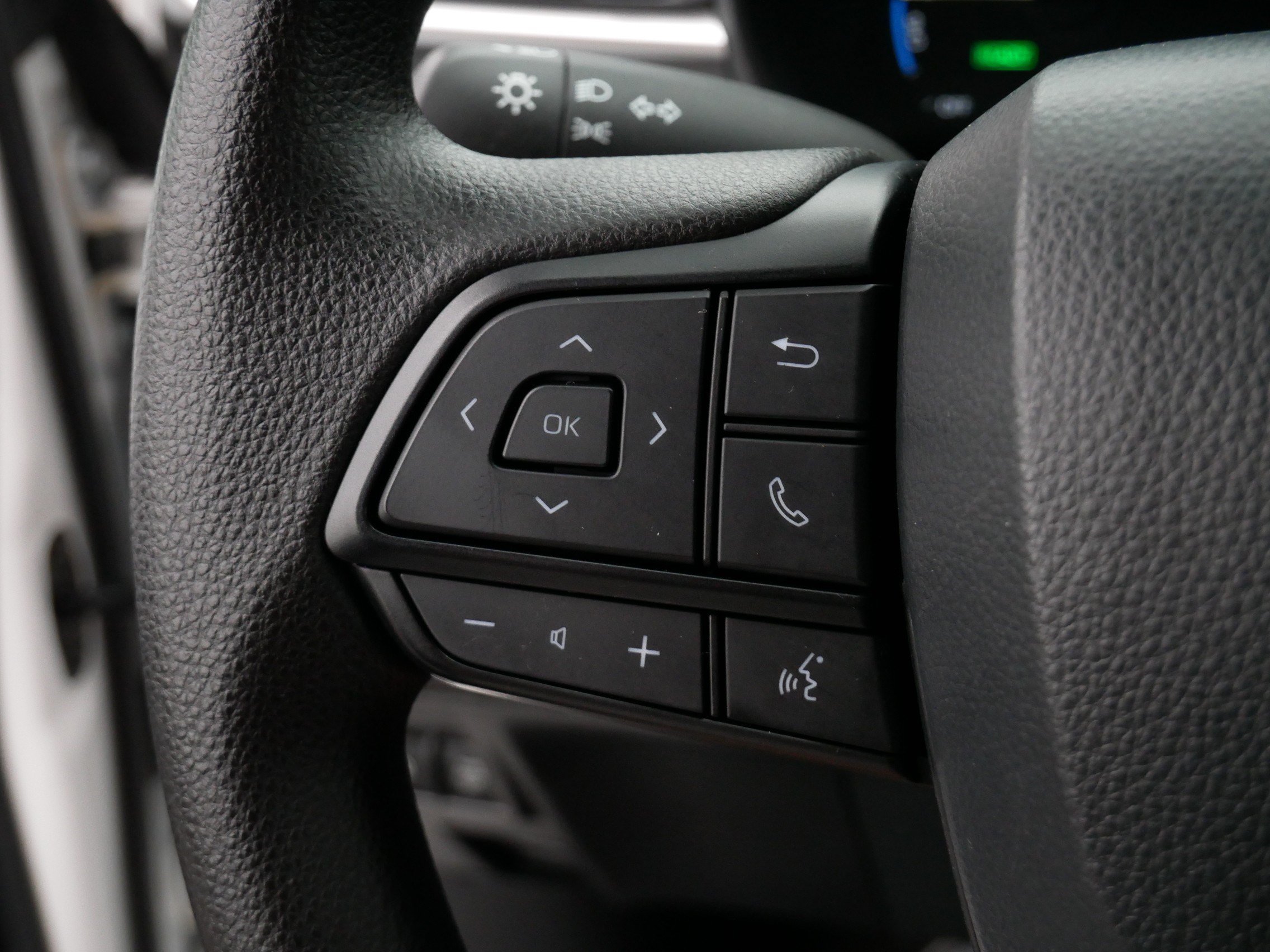 Certified 2026 Toyota Sienna LE FWD image 26