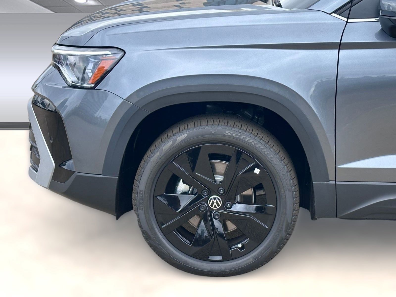 New 2026 Volkswagen Taos SE image 11