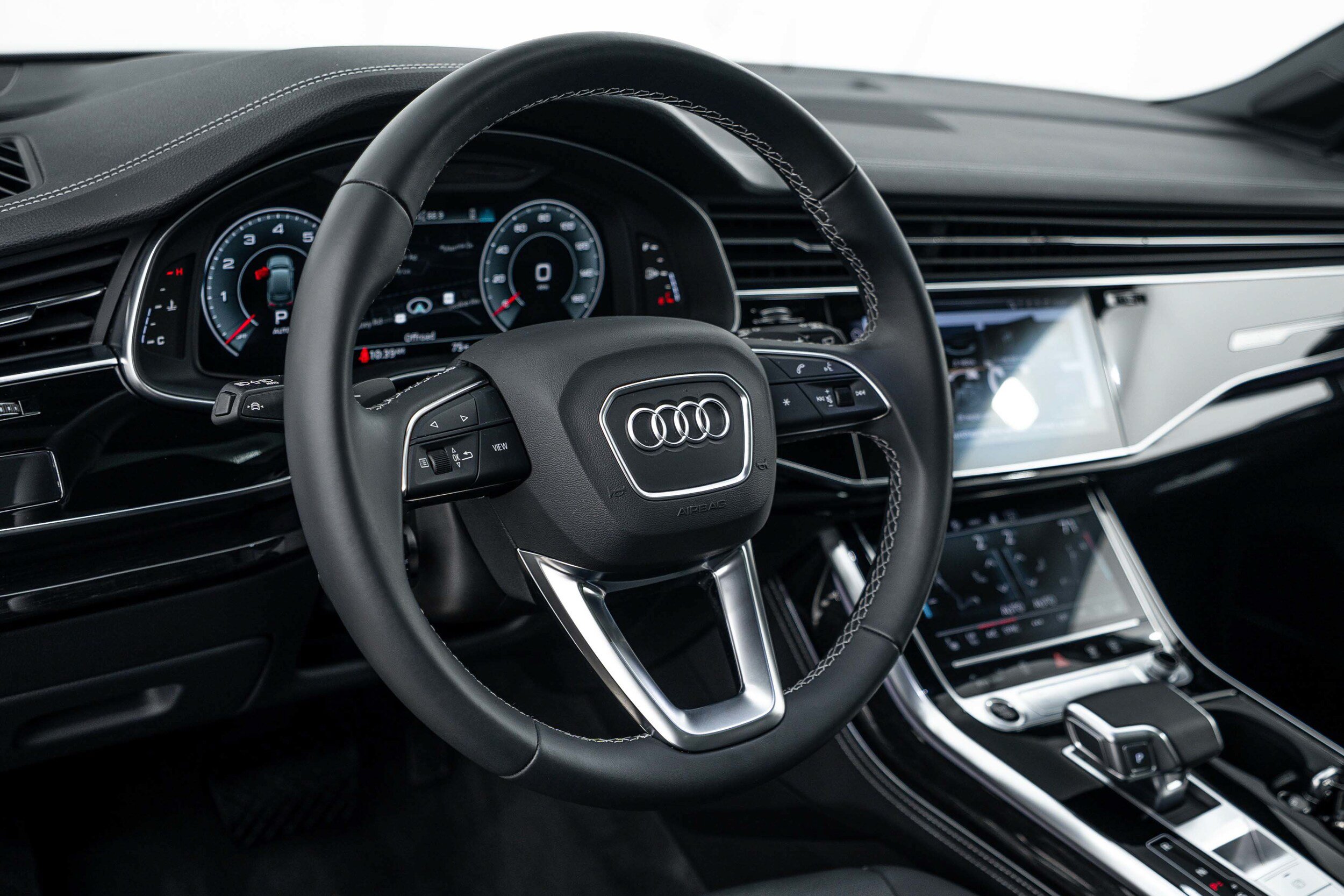 Used 2026 Audi Q7 3.0T Premium Plus w/ Premium Plus Package AWD/4WD image 14