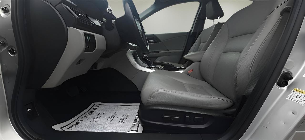 Used 2015 Honda Accord EX-L image 12