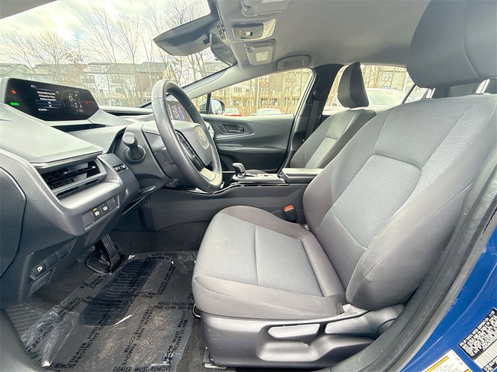 Used 2024 Toyota Prius LE image 13