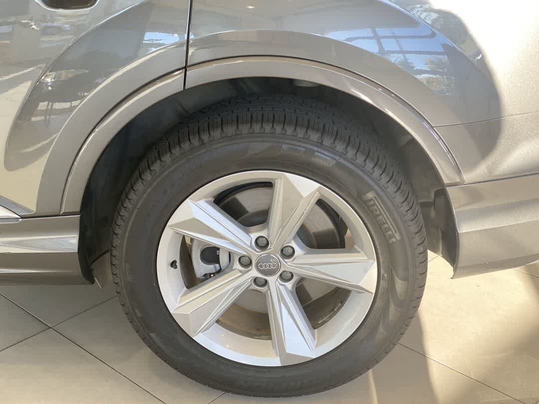 Used 2020 Audi Q7 2.0T Premium AWD/4WD image 13