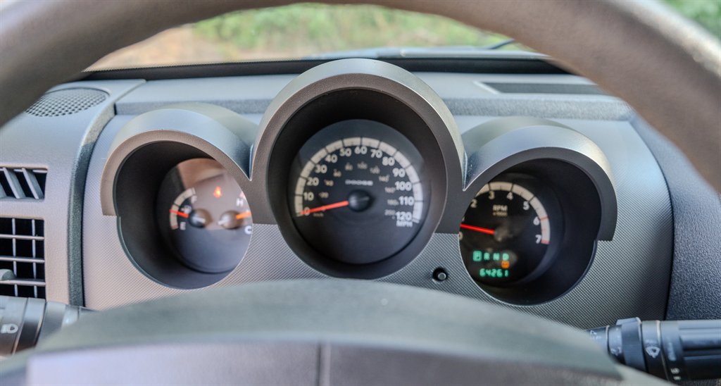 Used 2011 Dodge Nitro Heat RWD image 17