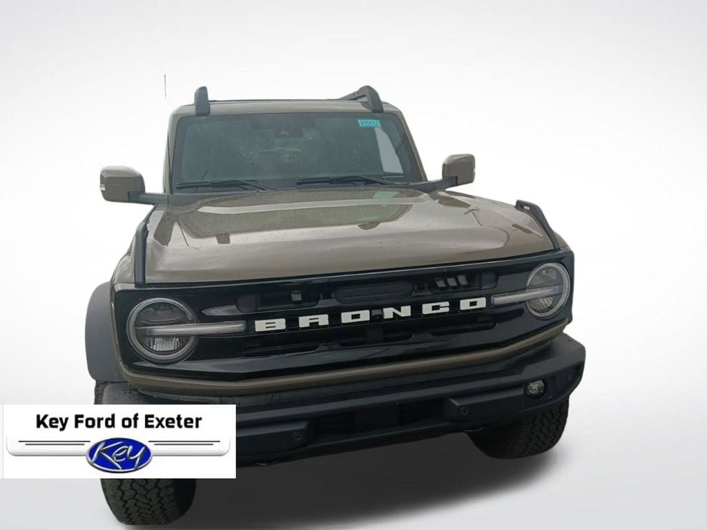 Certified 2025 Ford Bronco Outer Banks w/ Sasquatch Package AWD/4WD image 3
