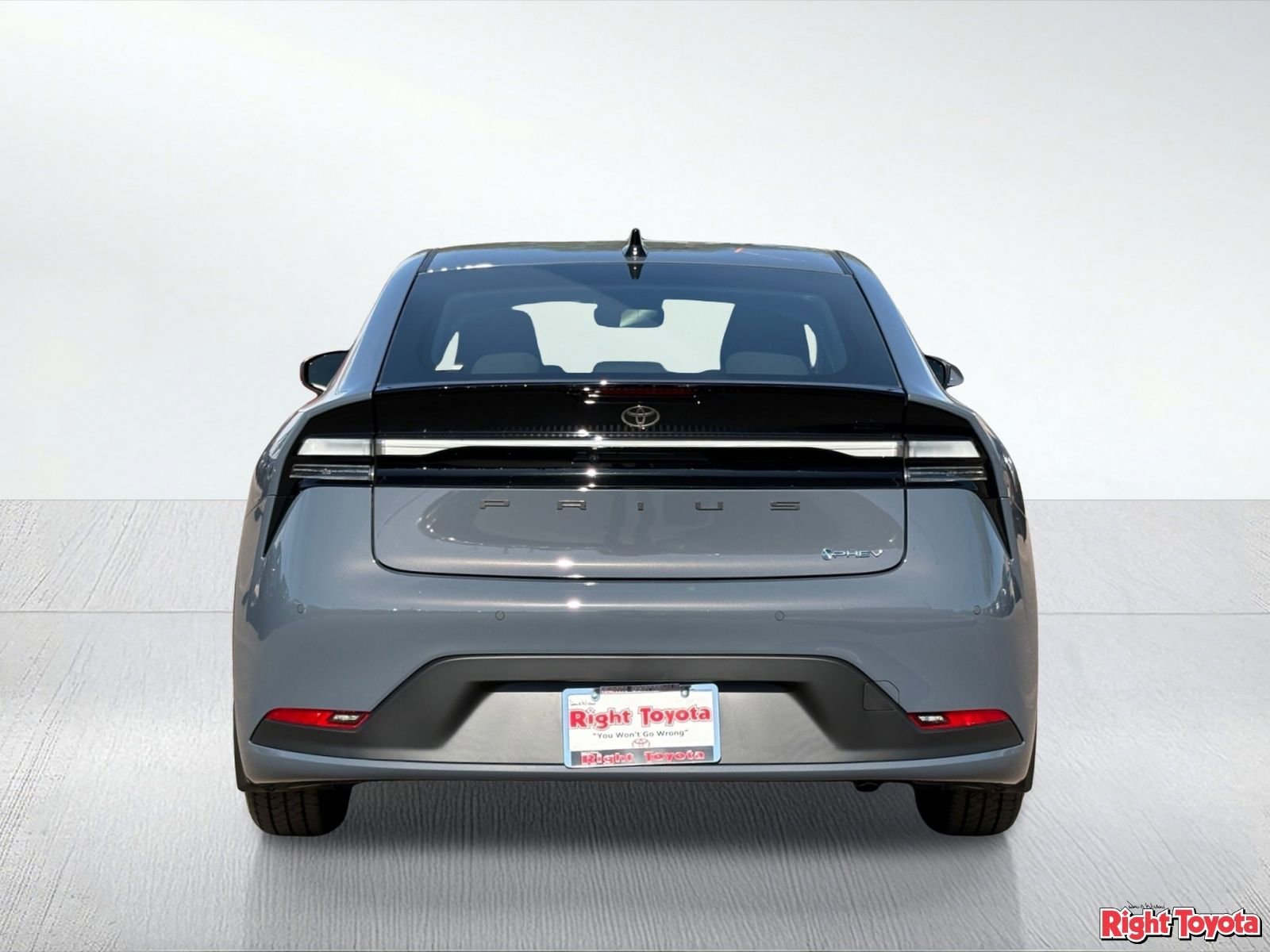 New 2026 Toyota Prius Plug-In Hybrid image 5