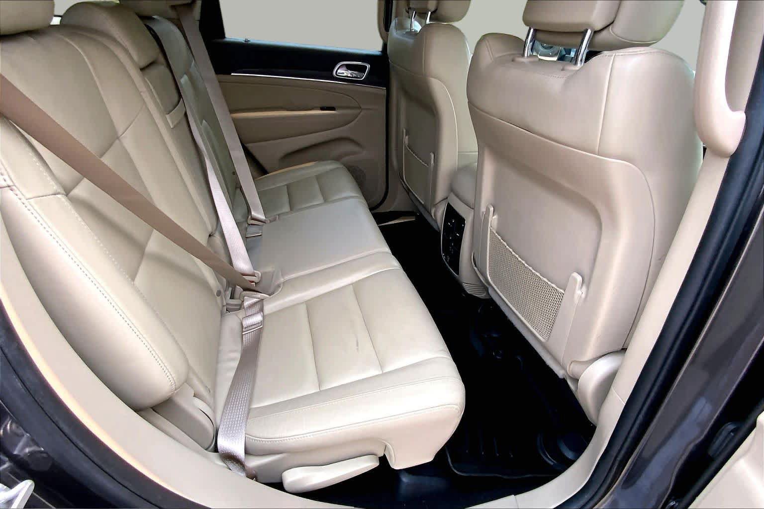 Used 2020 Jeep Grand Cherokee Limited AWD/4WD image 20