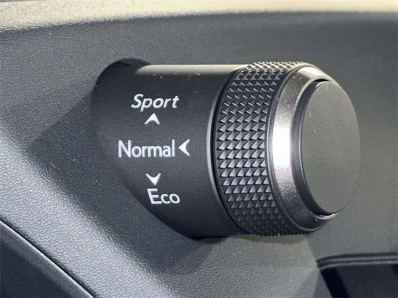 New 2025 Lexus UX 300h AWD image 17