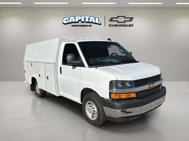 New 2025 Chevrolet Express 3500 w/ Power Convenience Package RWD image 14