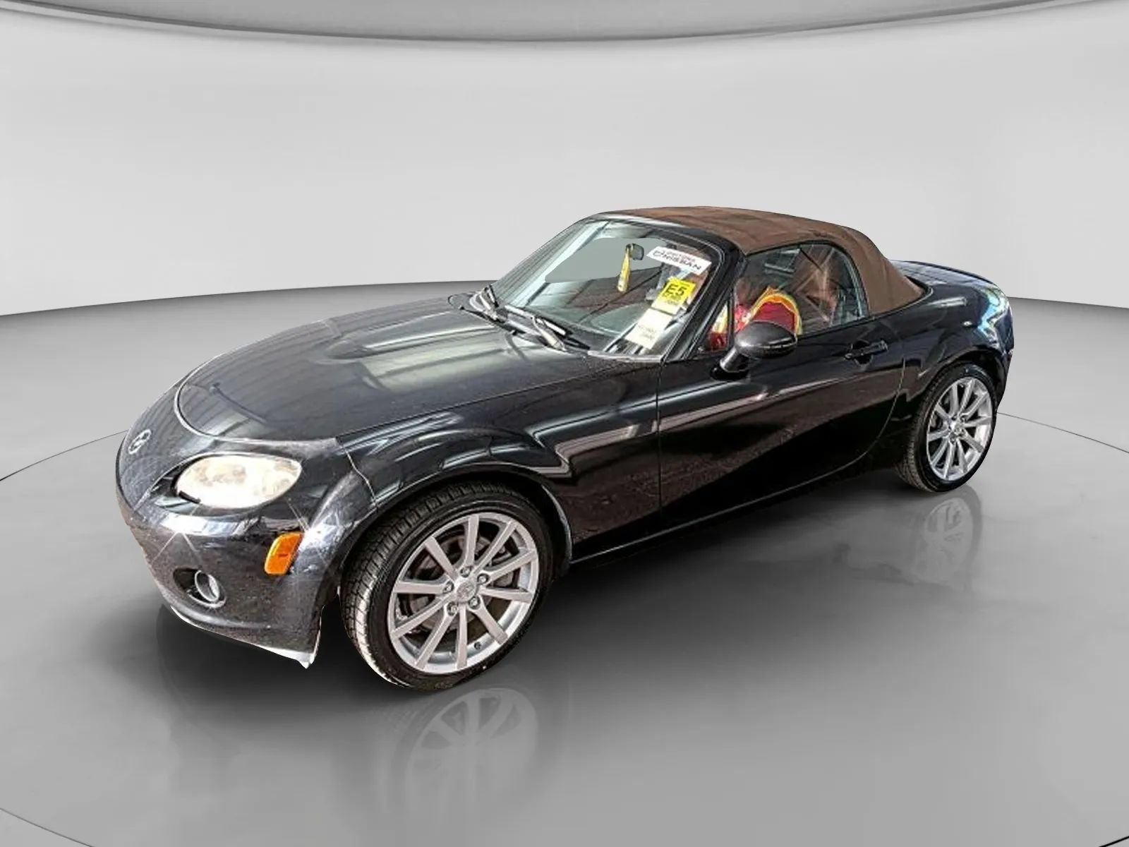 Used 2006 MAZDA MX-5 Miata Grand Touring w/ Premium Pkg RWD image 1