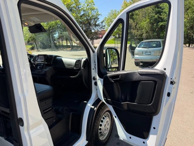 Used 2025 RAM ProMaster 2500 w/ Convenience Group FWD image 27