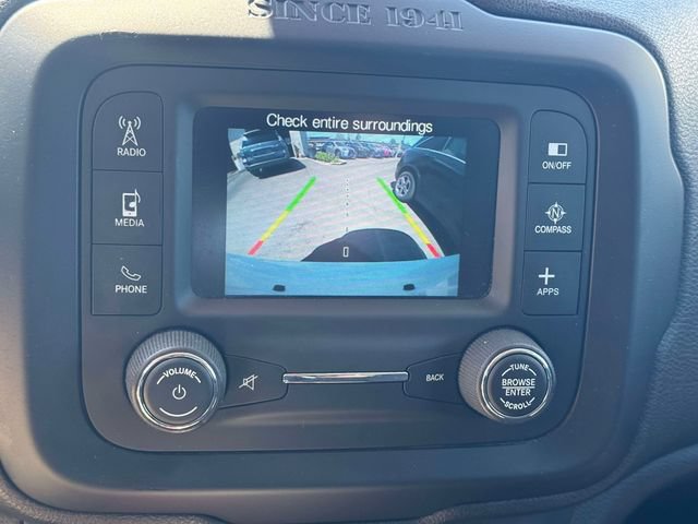 Used 2017 Jeep Renegade Trailhawk AWD/4WD image 32