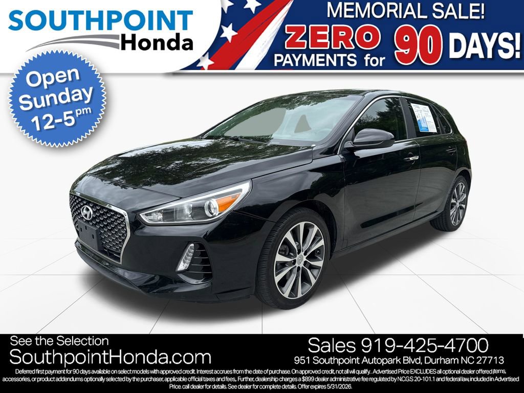 Used 2019 Hyundai Elantra GT FWD image 3