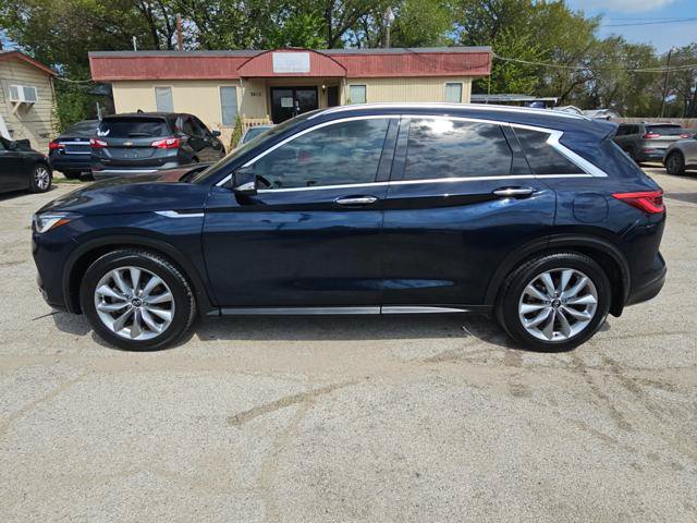 Used 2021 INFINITI QX50 Luxe FWD image 2