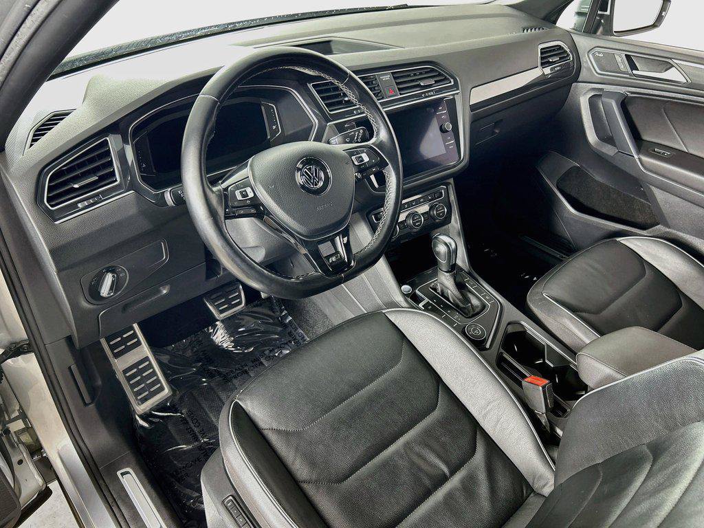 Used 2020 Volkswagen Tiguan SEL Premium R-Line AWD/4WD image 9